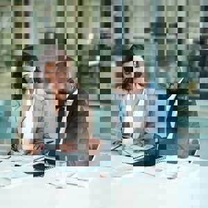 RRC ISO Standard Online Courses - man and woman reviewing data